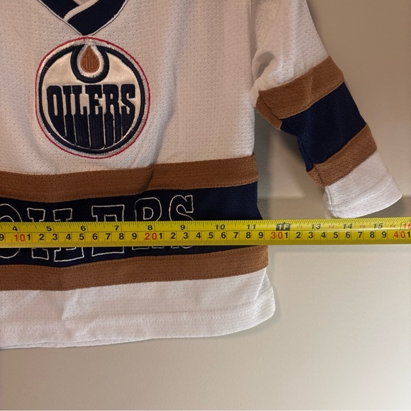Oilers Kids' White and Brown Hockey Jersey - Picture 4 of 5